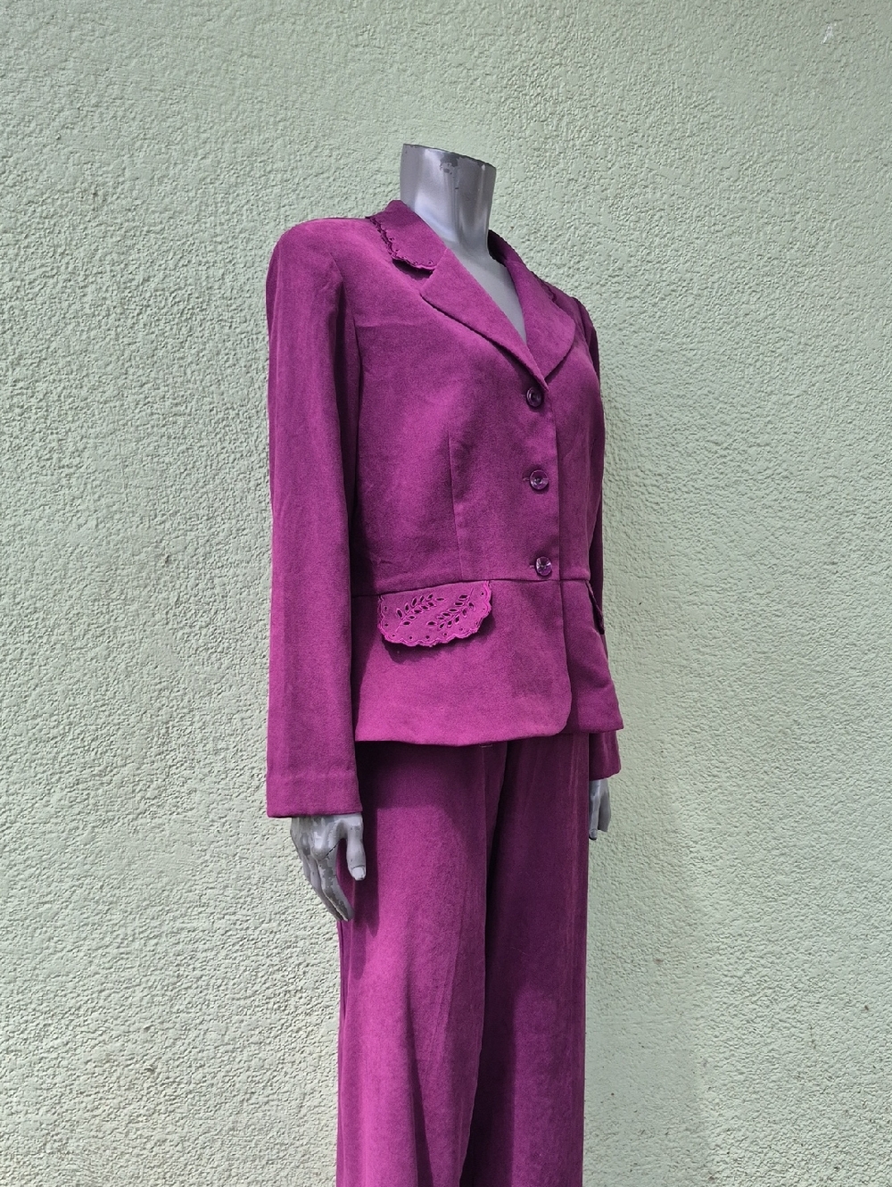 STUDIO 1 Ladies Vintage (2) PC Deep Purple Pant Suit *Embroidered Detail*